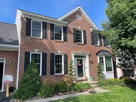 Soft Washing vs. Pressure Washing: Which One Is Right for Your Home?